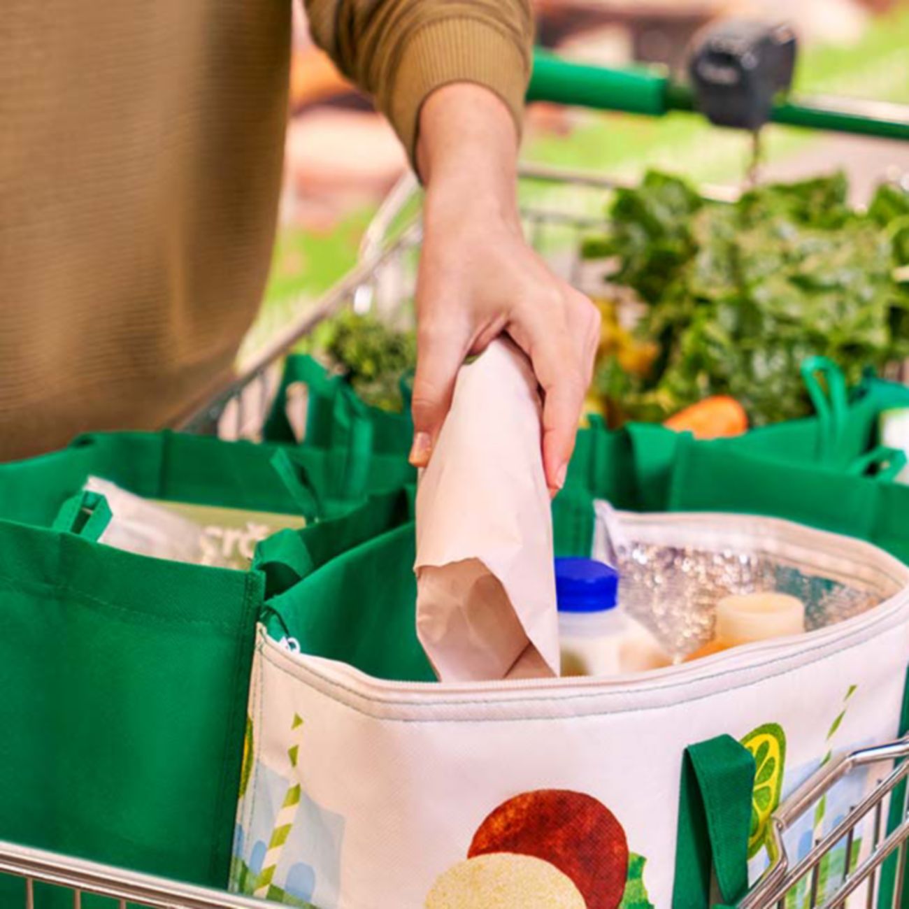 Woolworths checkout packing groceries