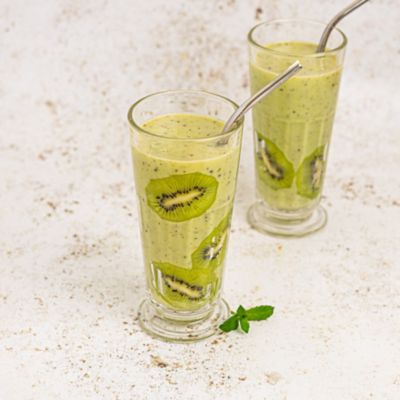 Pear & Kiwi Smoothie.