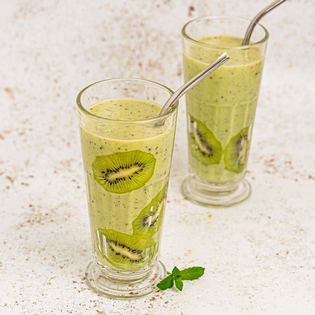 Pear & Kiwi Smoothie