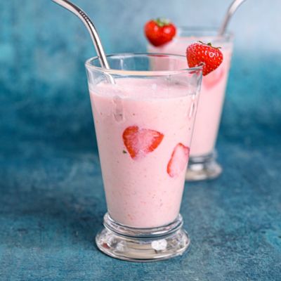 Strawberry & Mango Smoothie.