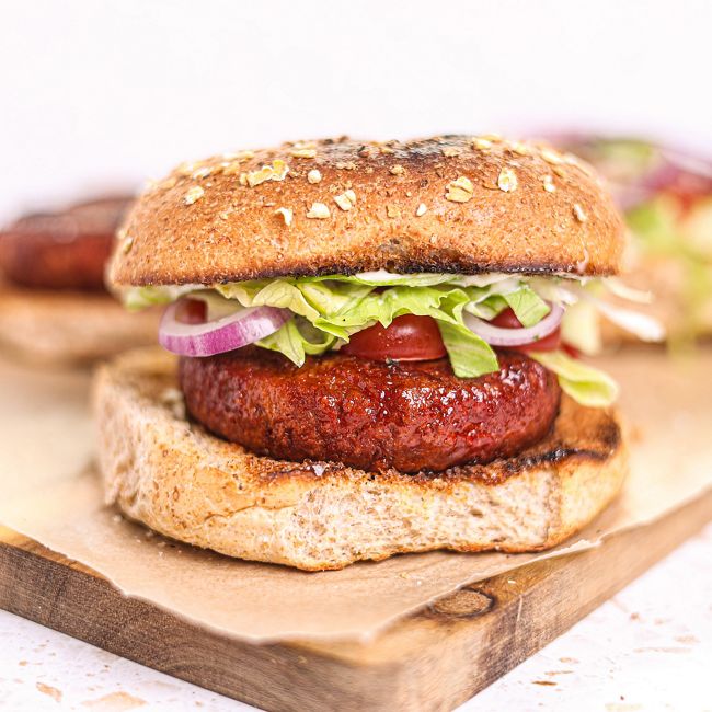 Plant Based 'Beef' Burger with Lettuce Tomato & Onion