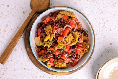 Black bean, Tomato, Charred Corn & Chilli Salad