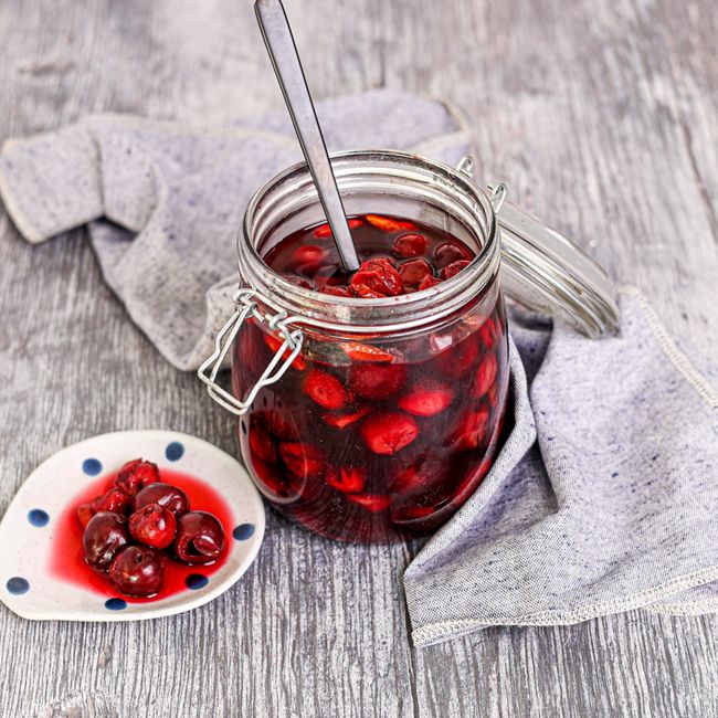 Tangy & Sweet Pickled Cherries