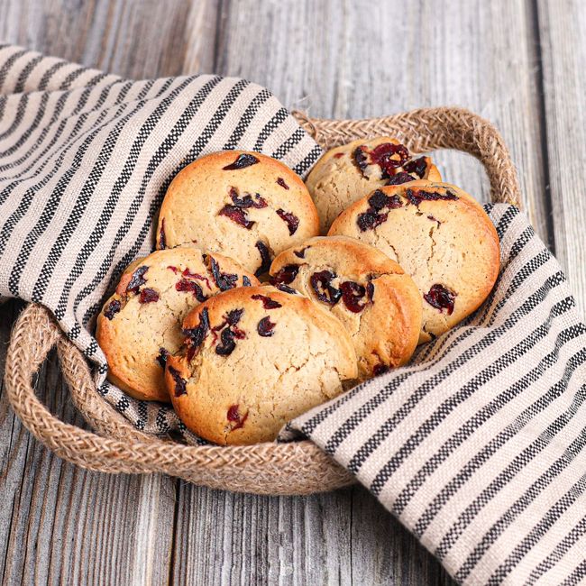 Cranberry Gingerbread Cookies