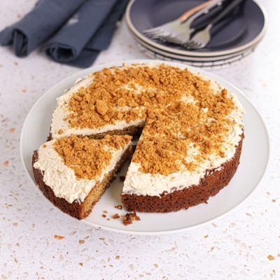 Ginger Cake with A Gingerbread Cookie Crumble.