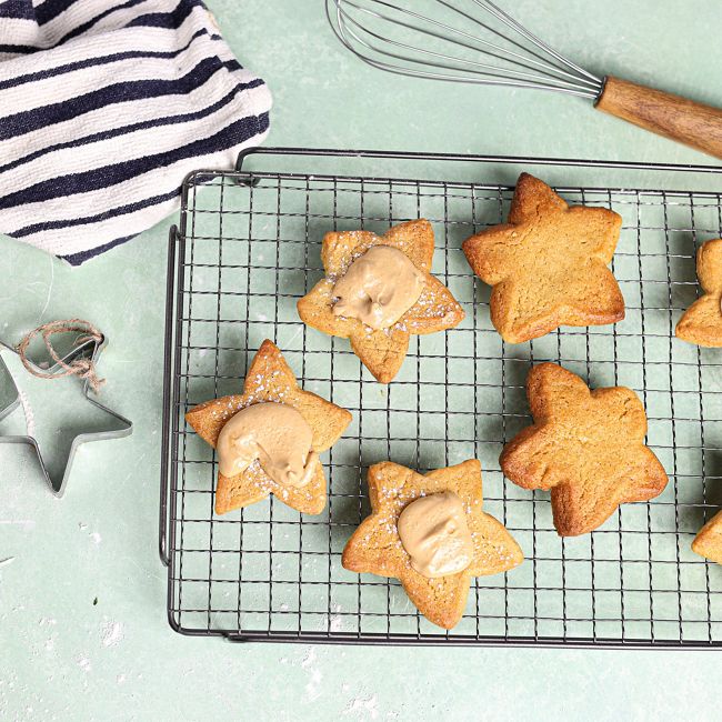 Gingerbread Cookies with Caramel Icing