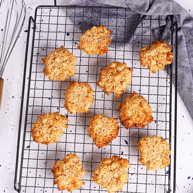 White Chocolate & Coconut Christmas Biscuits