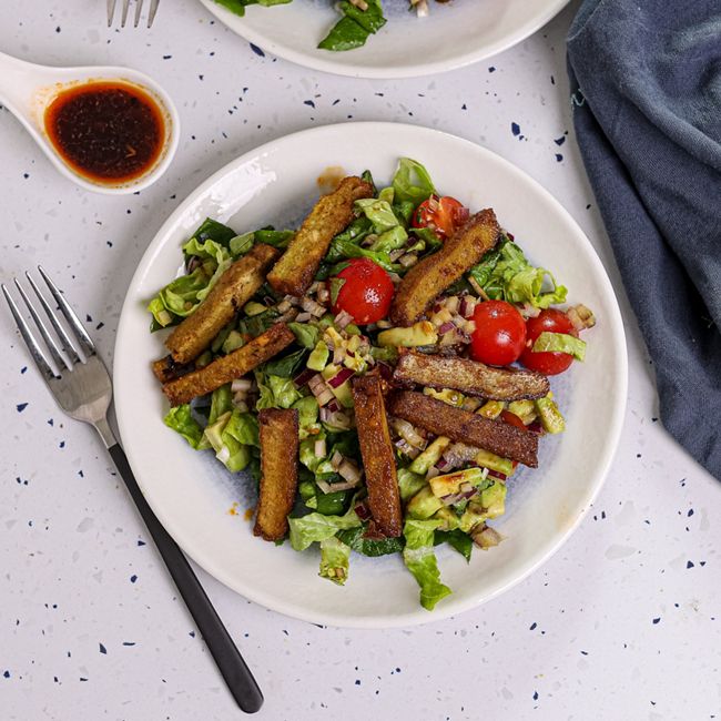 Cobb Salad with Tempeh