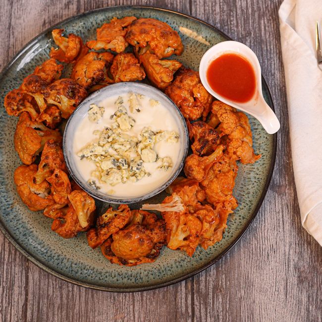 Buffalo Cauliflower Wings with Blue Cheese Dip
