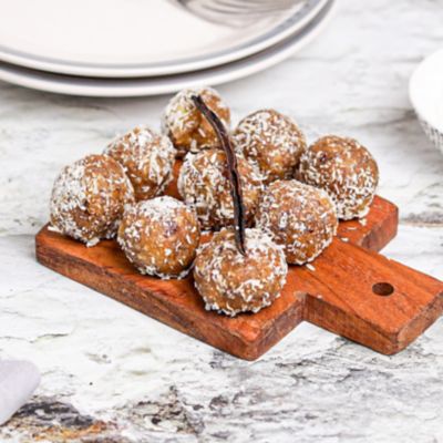 Banana Cocoa Bliss Balls