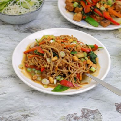 Bang Bang Plant Based "Chicken" Stir Fry