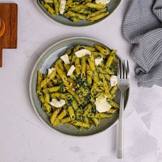 Kale Pesto Pasta With Burrata