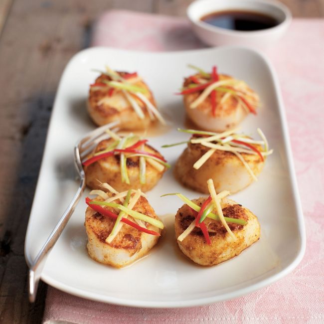 Singapore Curried Scallops