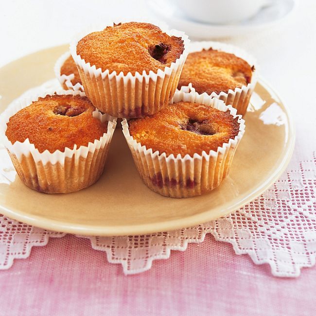 Lemon & Raspberry Cupcakes