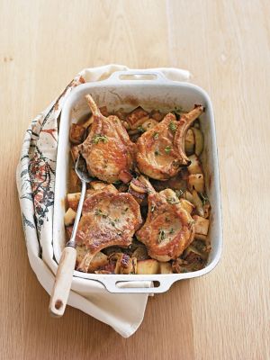 Pork Chops Baked With Potatoes