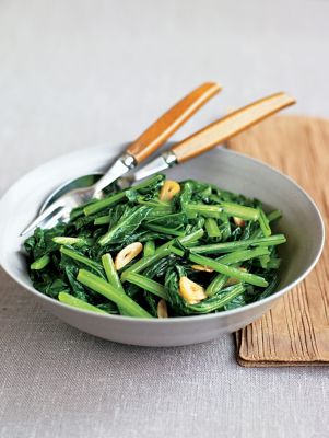 Garlicky Choi Sum