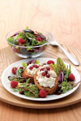 Raspberry Salad With Toasties