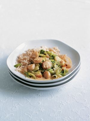 Creamy Scallops With Leeks
