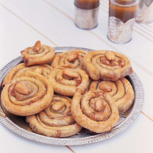 Little 'm'hanncha' (moroccan 'snakes')