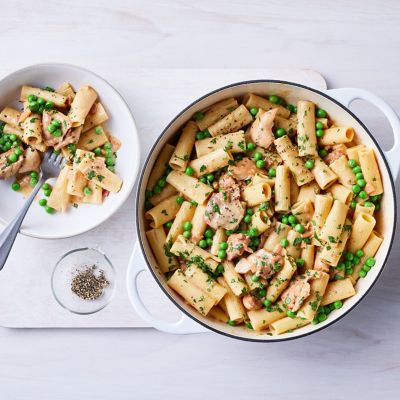 Freezer-friendly Creamy Chicken & Bacon Pasta