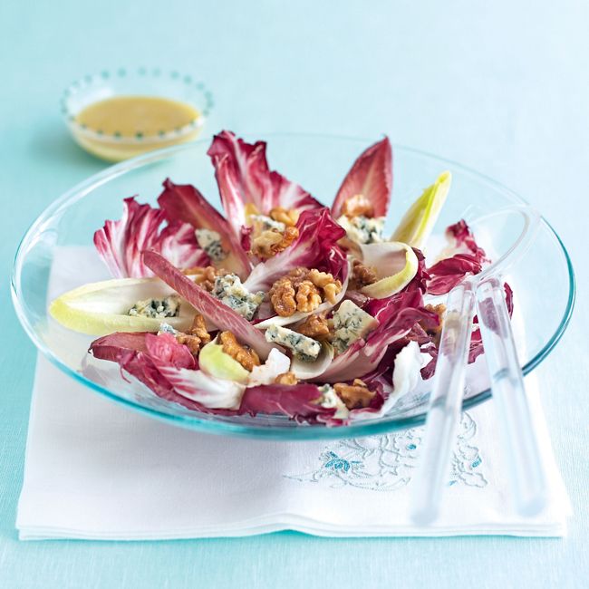 Walnut & Blue Cheese Salad