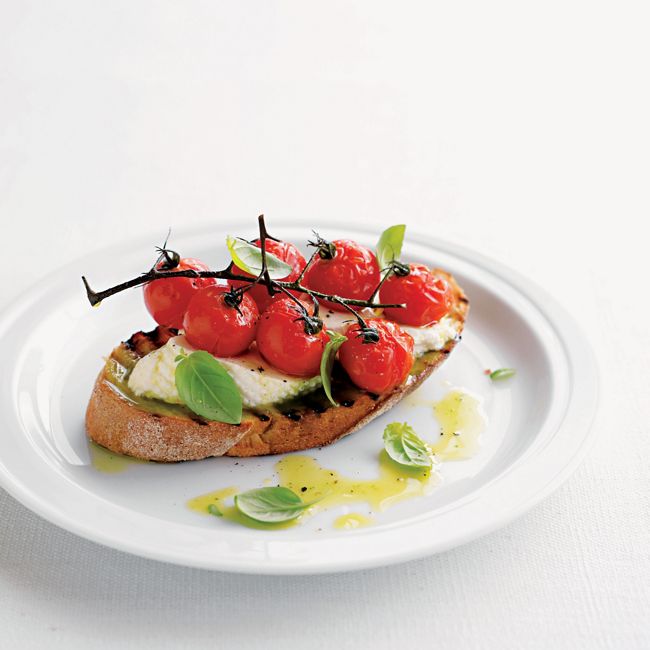 Bruschetta With Tomatoes & Ricotta