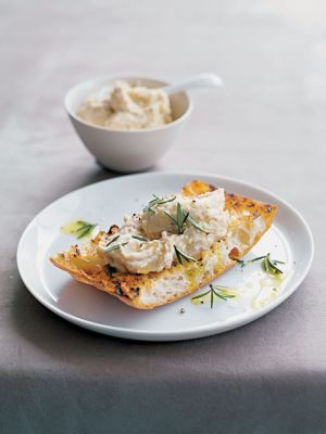 Bean, Lemon & Rosemary Hummus