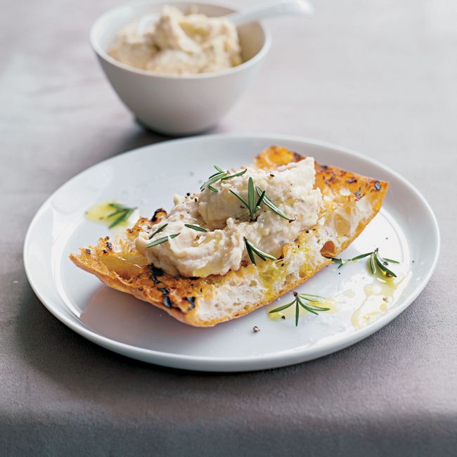 Bean, Lemon & Rosemary Hummus
