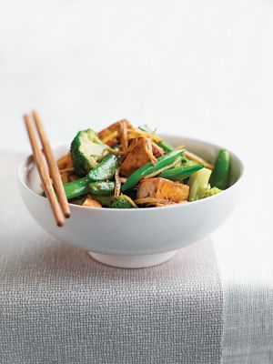 Stir-fried Tofu With Basil & Chilli