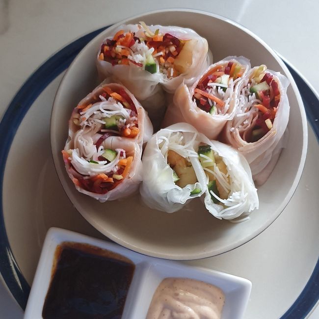 Salad Rice Paper Rolls