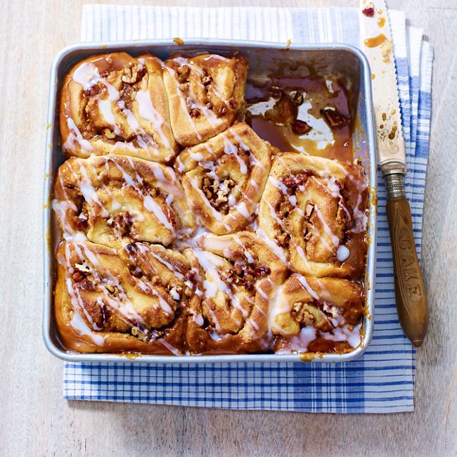 Pecan Caramel Cinnamon Buns