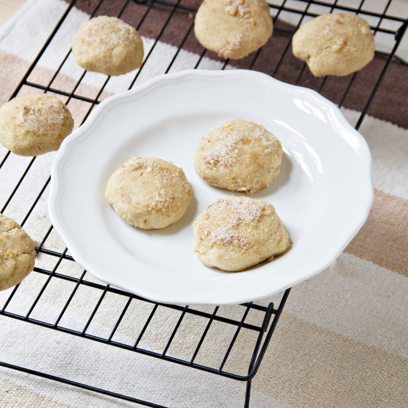 Apple & Cinnamon Snickerdoodles