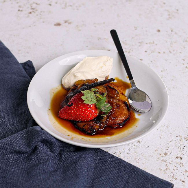 Baked Apricots with Vanilla & Whipped Cream