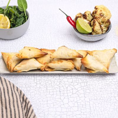 Baked Cauliflower & Spinach Samosas