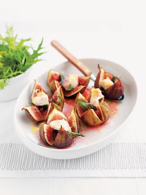 Baked Figs With Goats' Cheese