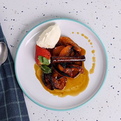 Baked Peaches with Cinnamon