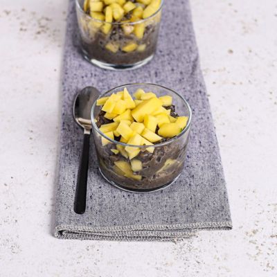 Black Glutinous Rice Coconut Pudding with Mango