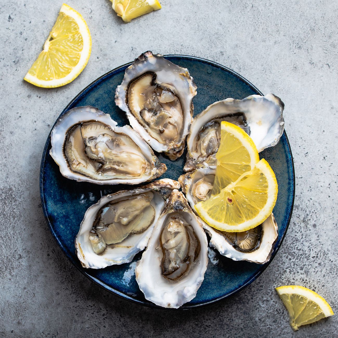 Shucked oysters