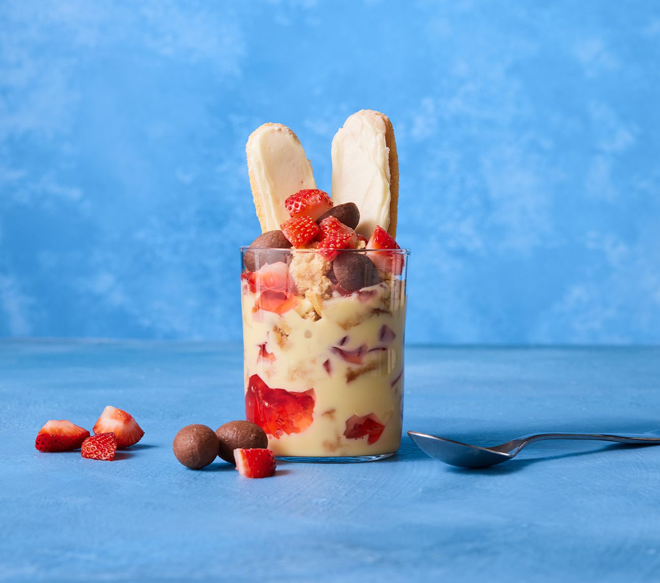 https://foodhub.scene7.com/is/image/woolworthsltdprod/bunny-hot-cross-bun-trifles:Mobile-1300x1150