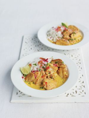 Burmese Coconut Chicken & Rice Noodle Curry