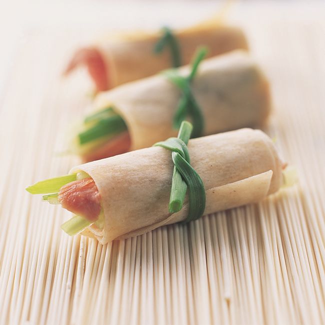 Mini Peking Duck Pancakes With Plum Sauce