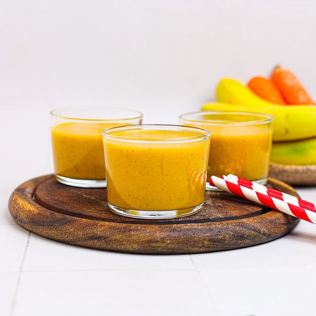 Carrot Cake Oat Smoothie