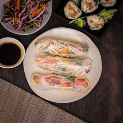 Carrot, Cucumber and Capsicum Rice Paper Rolls