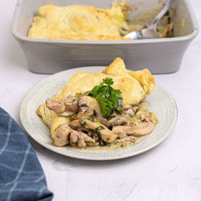 Chicken, Mushroom & Tarragon Pie