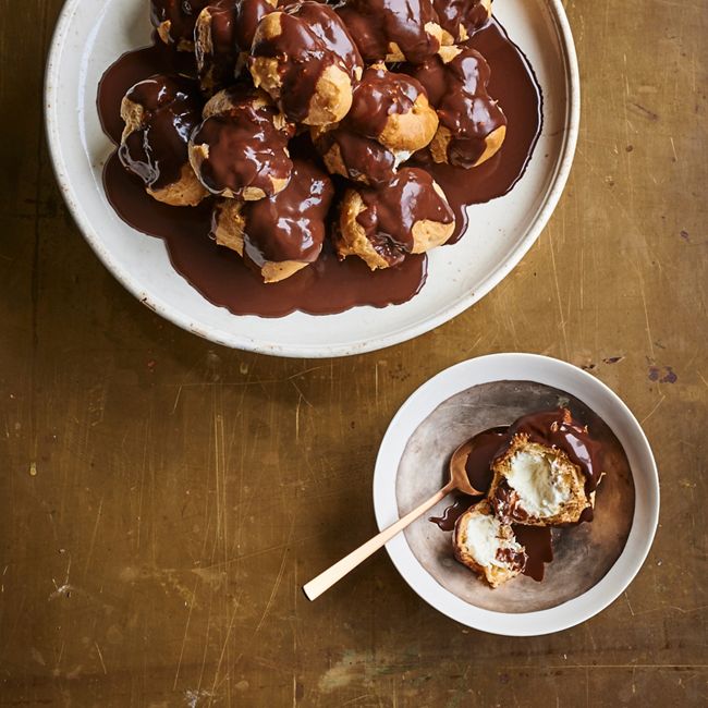 Profiteroles With Chantilly Cream