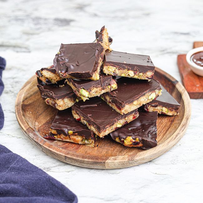 Chocolate & Pistachio Tiffin