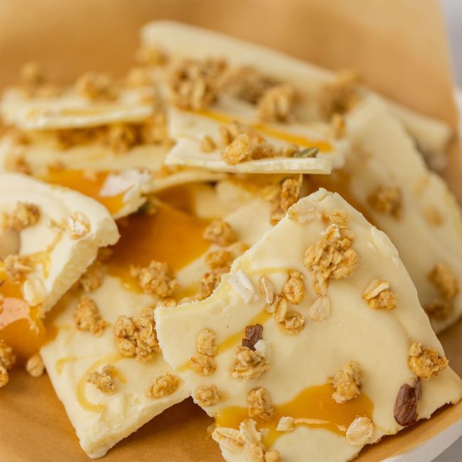 Manuka Honey & Yoghurt Bark
