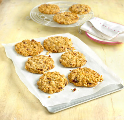 Cranberry & Hazelnut Chewy Oat Cookies