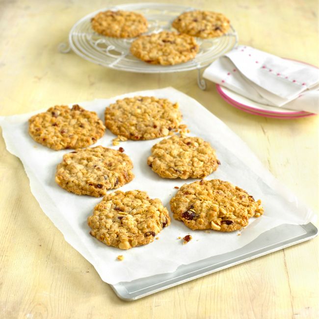 Cranberry & Hazelnut Chewy Oat Cookies