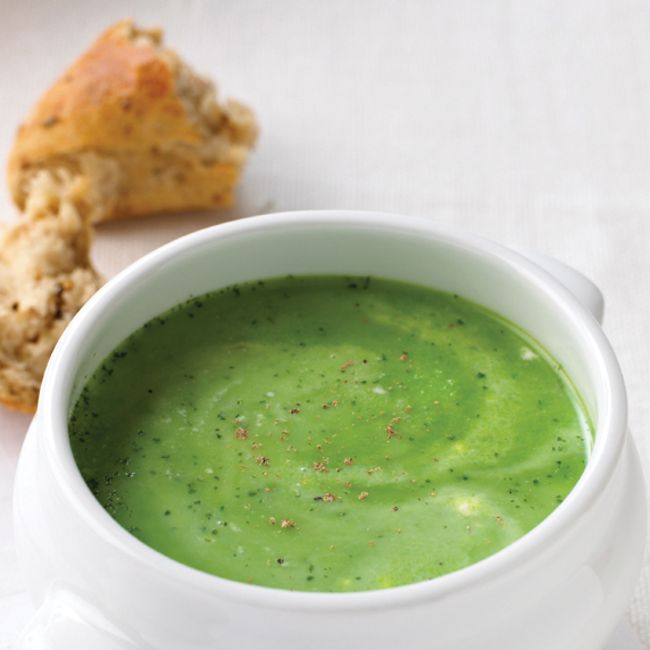 Simple Pea & Mint Soup